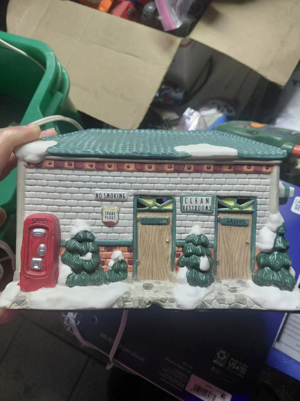 Green Roof Holiday Village Building Figurine - Decorative Home Accent